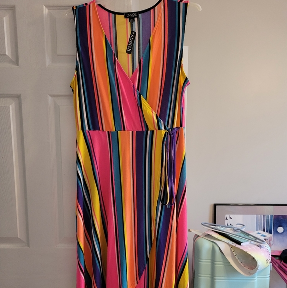 Clothes - Picture 3 of 5